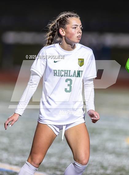 Thumbnail 1 in Richland @ Tahoma (WIAA 4A State Playoffs) photogallery.