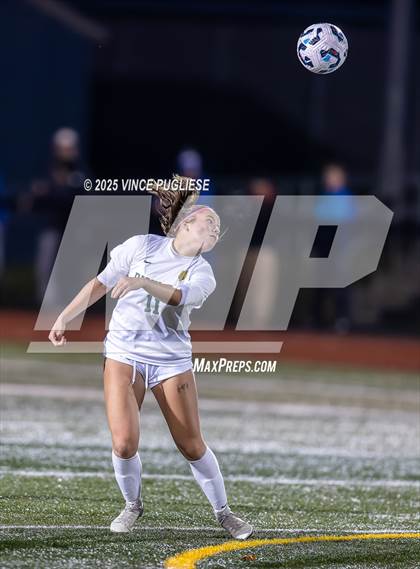 Thumbnail 3 in Richland @ Tahoma (WIAA 4A State Playoffs) photogallery.