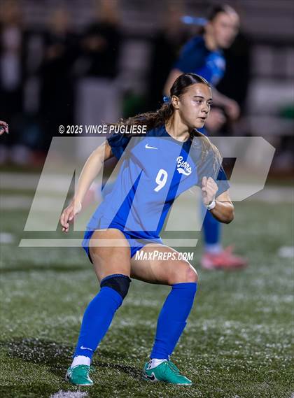 Thumbnail 3 in Richland @ Tahoma (WIAA 4A State Playoffs) photogallery.