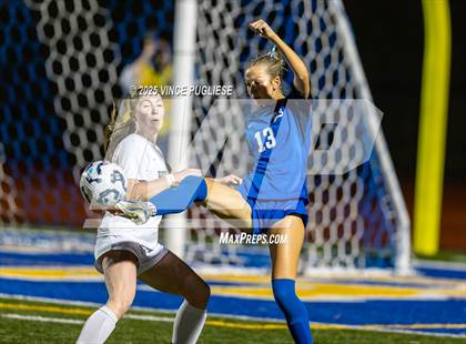 Thumbnail 1 in Richland @ Tahoma (WIAA 4A State Playoffs) photogallery.