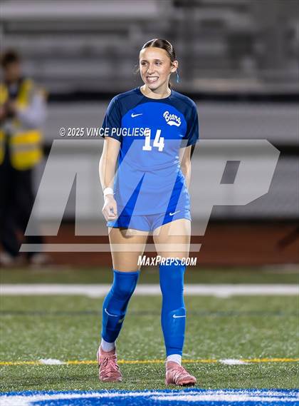 Thumbnail 1 in Richland @ Tahoma (WIAA 4A State Playoffs) photogallery.