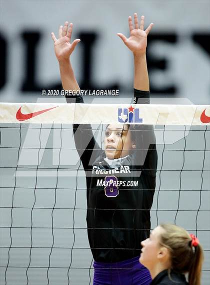 Thumbnail 3 in Lovejoy vs. Fulshear (UIL 5A State Final)  photogallery.