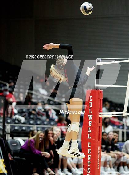 Thumbnail 2 in Lovejoy vs. Fulshear (UIL 5A State Final)  photogallery.