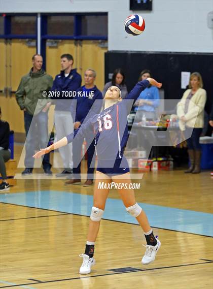 Thumbnail 3 in Avon vs. RHAM (CIAC Class L Semifinal) photogallery.
