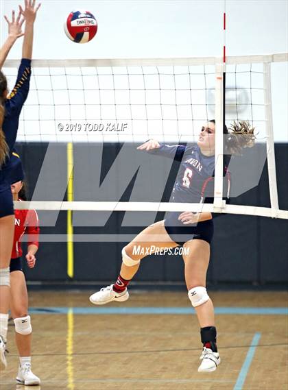 Thumbnail 1 in Avon vs. RHAM (CIAC Class L Semifinal) photogallery.
