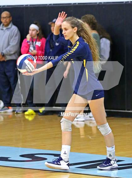 Thumbnail 1 in Avon vs. RHAM (CIAC Class L Semifinal) photogallery.