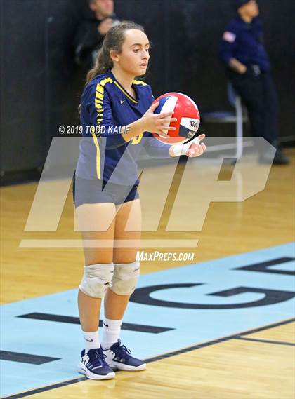 Thumbnail 2 in Avon vs. RHAM (CIAC Class L Semifinal) photogallery.