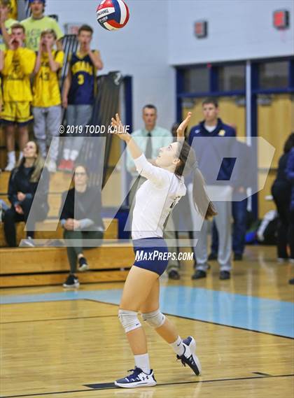 Thumbnail 1 in Avon vs. RHAM (CIAC Class L Semifinal) photogallery.