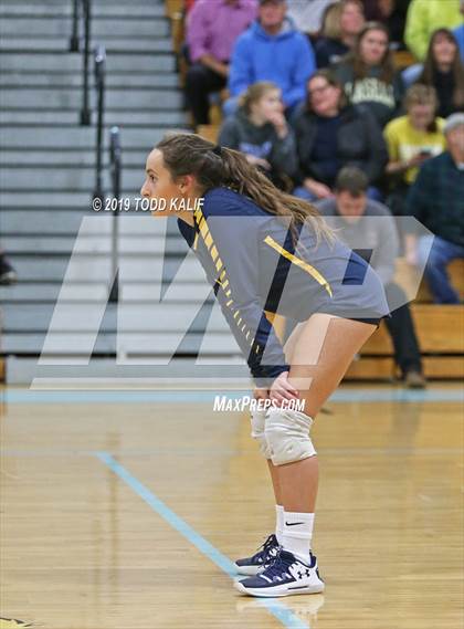 Thumbnail 2 in Avon vs. RHAM (CIAC Class L Semifinal) photogallery.