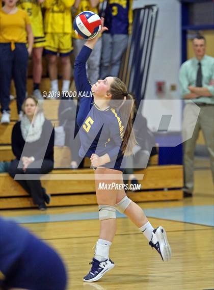 Thumbnail 2 in Avon vs. RHAM (CIAC Class L Semifinal) photogallery.