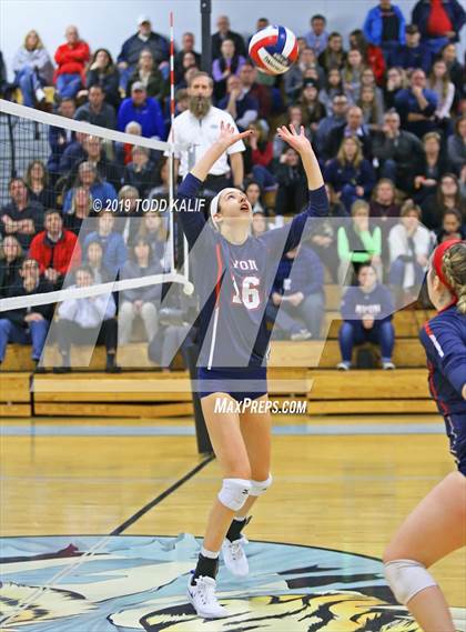 Thumbnail 2 in Avon vs. RHAM (CIAC Class L Semifinal) photogallery.