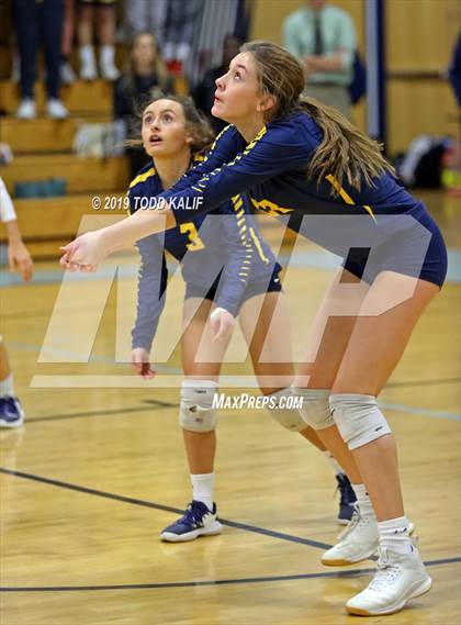 Thumbnail 1 in Avon vs. RHAM (CIAC Class L Semifinal) photogallery.