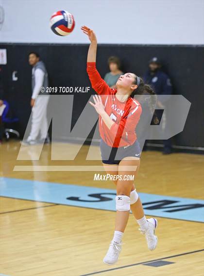 Thumbnail 1 in Avon vs. RHAM (CIAC Class L Semifinal) photogallery.