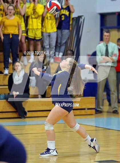 Thumbnail 3 in Avon vs. RHAM (CIAC Class L Semifinal) photogallery.
