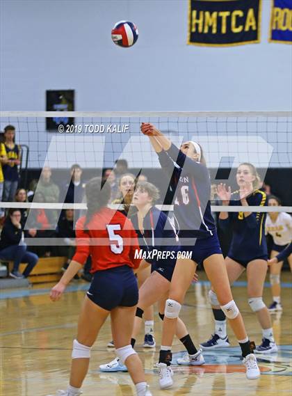 Thumbnail 1 in Avon vs. RHAM (CIAC Class L Semifinal) photogallery.