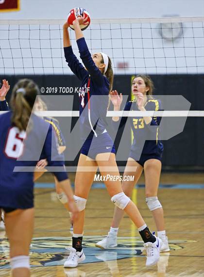 Thumbnail 2 in Avon vs. RHAM (CIAC Class L Semifinal) photogallery.