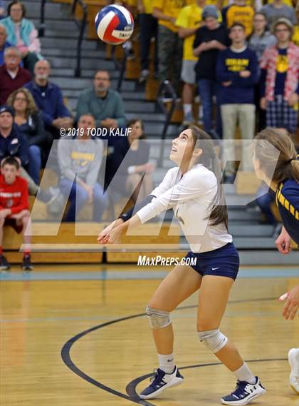 Thumbnail 2 in Avon vs. RHAM (CIAC Class L Semifinal) photogallery.