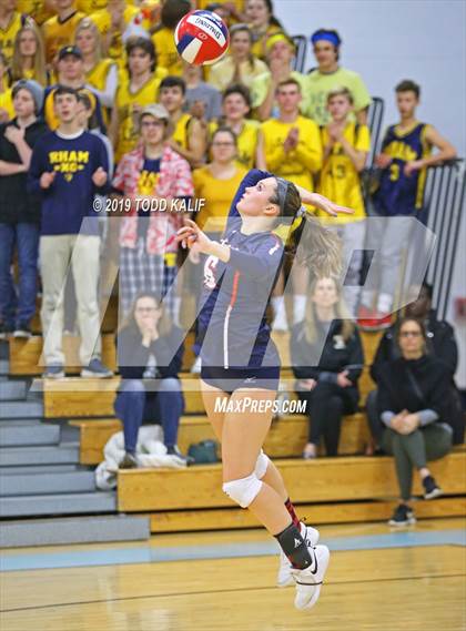 Thumbnail 3 in Avon vs. RHAM (CIAC Class L Semifinal) photogallery.