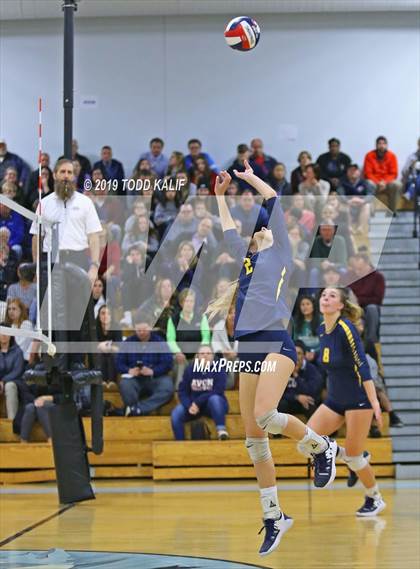 Thumbnail 1 in Avon vs. RHAM (CIAC Class L Semifinal) photogallery.