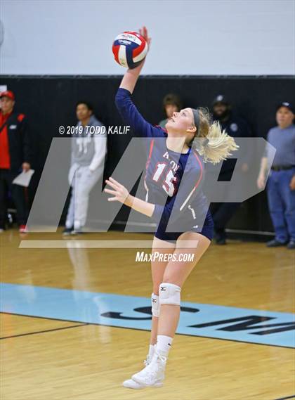 Thumbnail 3 in Avon vs. RHAM (CIAC Class L Semifinal) photogallery.