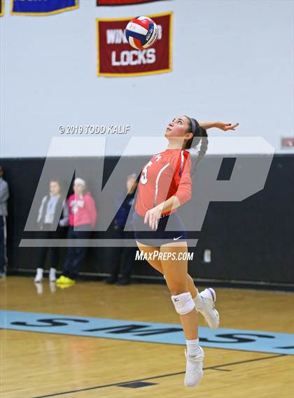 Thumbnail 3 in Avon vs. RHAM (CIAC Class L Semifinal) photogallery.