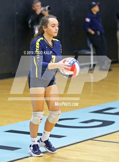 Thumbnail 3 in Avon vs. RHAM (CIAC Class L Semifinal) photogallery.