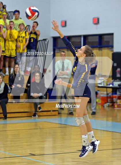 Thumbnail 1 in Avon vs. RHAM (CIAC Class L Semifinal) photogallery.