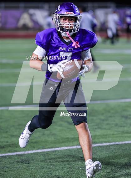 Thumbnail 1 in Waialua @ Pearl City photogallery.