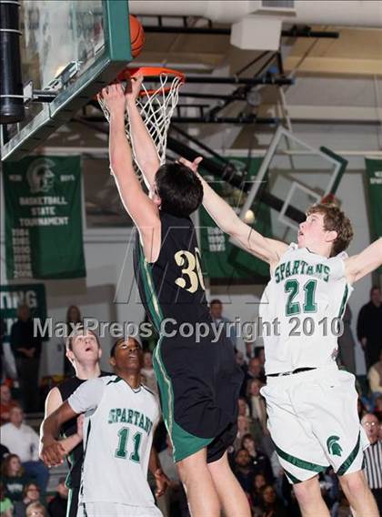 Thumbnail 1 in Knoxville Catholic @ Webb photogallery.