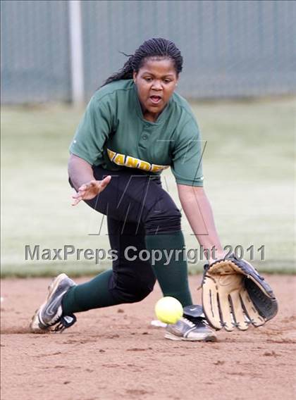 Thumbnail 3 in Dixon @ Vanden photogallery.