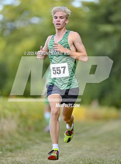 Thumbnail 1 in Delaware County Meet photogallery.