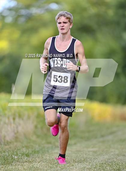 Thumbnail 3 in Delaware County Meet photogallery.