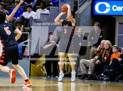 Thumbnail 3 in Ryle @ Lloyd Memorial photogallery.
