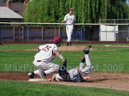 Thumbnail 1 in Cardinal Newman vs Drake (Adam Westcott Tournament) photogallery.