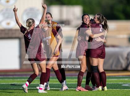 Thumbnail 1 in Mead @ Windsor (CHSAA 4A Quarterfinals) photogallery.