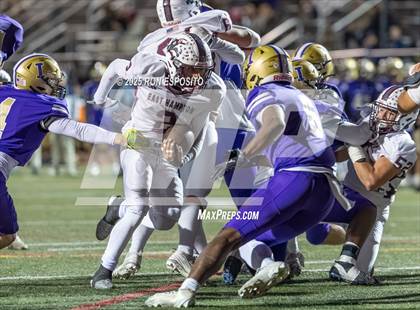 Thumbnail 2 in East Hampton vs Islip (Section 11 Division 3 Football Quarterfinal) photogallery.
