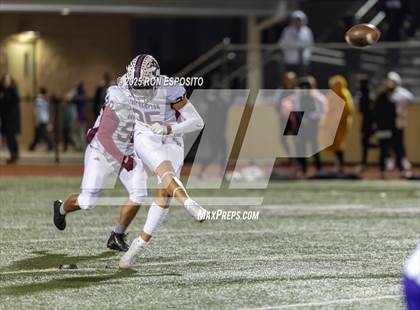 Thumbnail 3 in East Hampton vs Islip (Section 11 Division 3 Football Quarterfinal) photogallery.