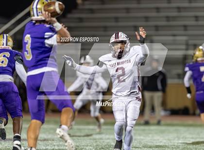 Thumbnail 1 in East Hampton vs Islip (Section 11 Division 3 Football Quarterfinal) photogallery.