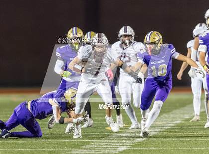 Thumbnail 3 in East Hampton vs Islip (Section 11 Division 3 Football Quarterfinal) photogallery.
