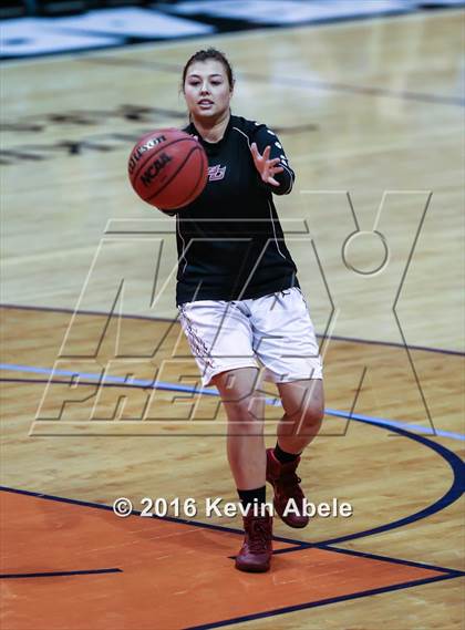 Thumbnail 3 in Xavier College Prep vs Boulder Creek (Hoopin' it Up at the Arena) photogallery.