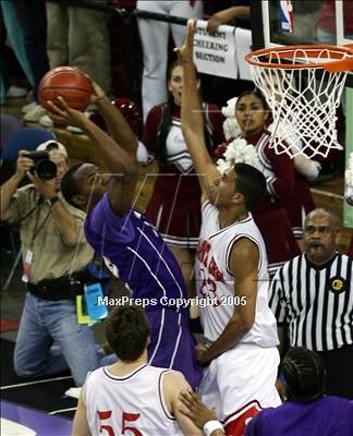 Thumbnail 3 in St. Augustine vs. Santa Cruz (State D3 Final)#2 photogallery.