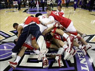 Thumbnail 3 in St. Augustine vs. Santa Cruz (State D3 Final)#2 photogallery.