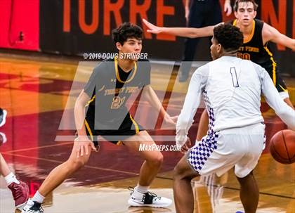 Thumbnail 2 in St. Augustine vs. Torrey Pines (Torrey Pines Holiday Classic) photogallery.