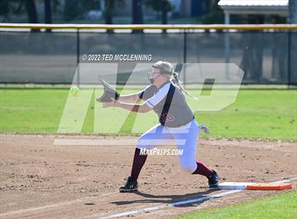 Thumbnail 2 in Atkins vs Perryville photogallery.