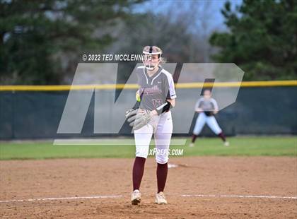 Thumbnail 2 in Atkins vs Perryville photogallery.