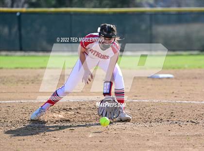 Thumbnail 3 in Atkins vs Perryville photogallery.