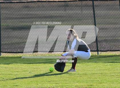 Thumbnail 2 in Atkins vs Perryville photogallery.