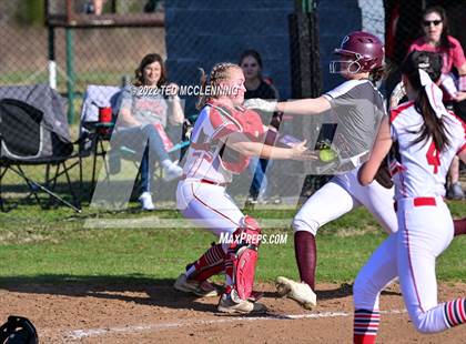 Thumbnail 3 in Atkins vs Perryville photogallery.