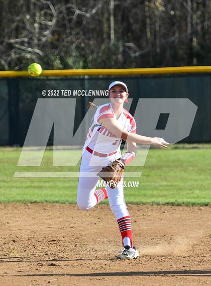 Thumbnail 2 in Atkins vs Perryville photogallery.