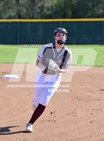 Thumbnail 2 in Atkins vs Perryville photogallery.